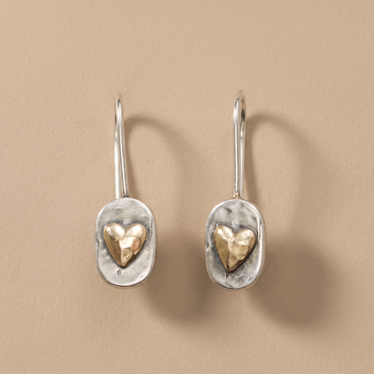 Zillah — Vintage Gold Inlaid Heart Earrings