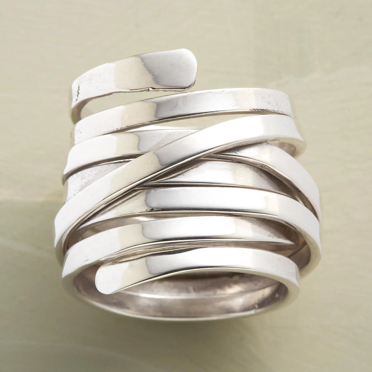 Laura — Vintage Silver-Tone Ring