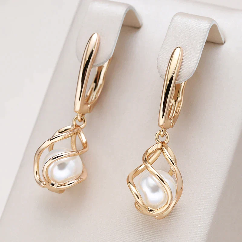 Hope — Elegant Gold Pearl Earrings