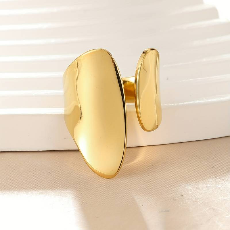 Audrey — Open Vintage Gold Ring