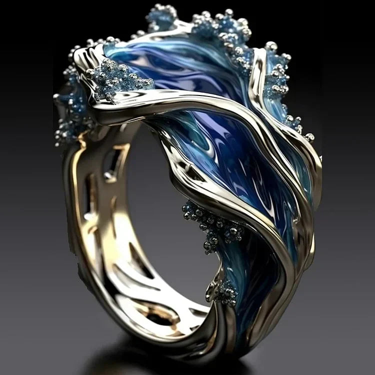 Brigida — Antique Golden Ocean Wavy Ring in White Gold