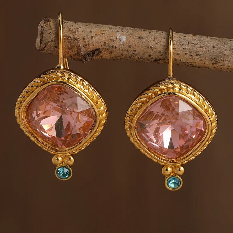 Elegant and Timeless Railey Earrings