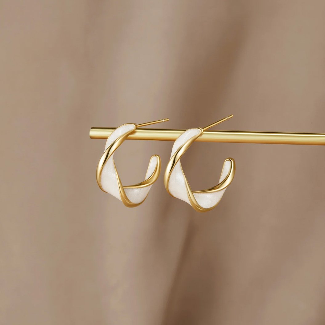 Brigida — Mother-of-Pearl Twist Hoop Earrings