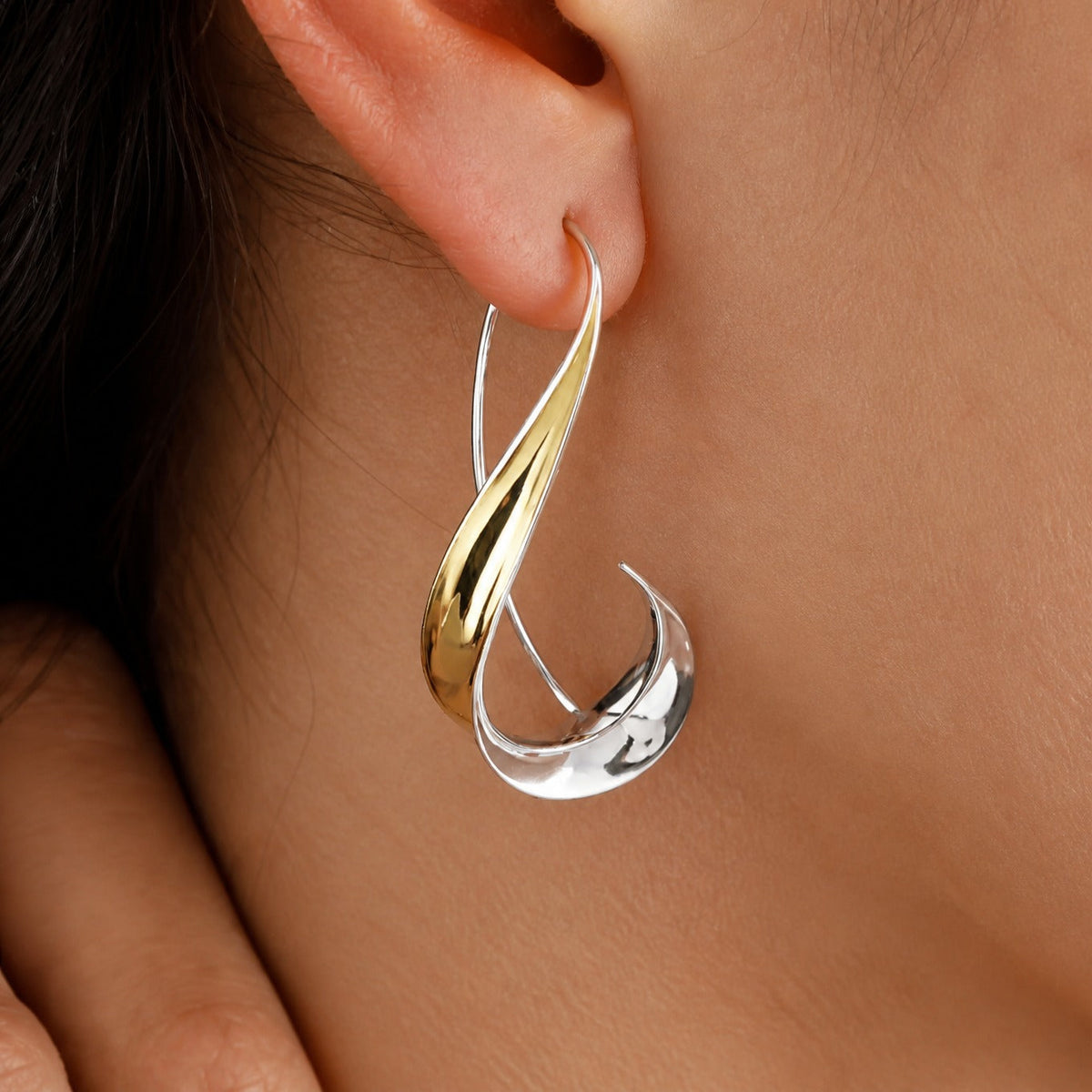 Dulcie — Two-Tone Sculptural Drop Earrings