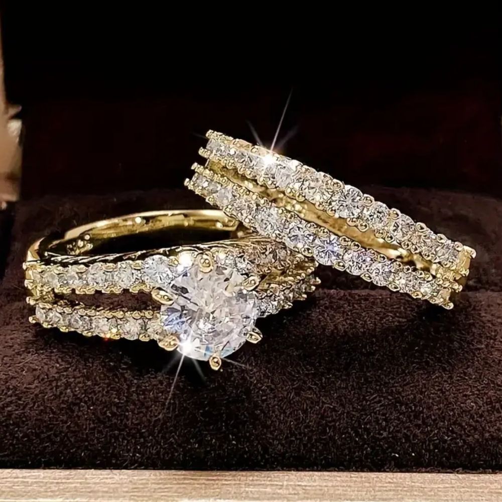 Bellamy — Eternal Radiance Diamond Ring Set