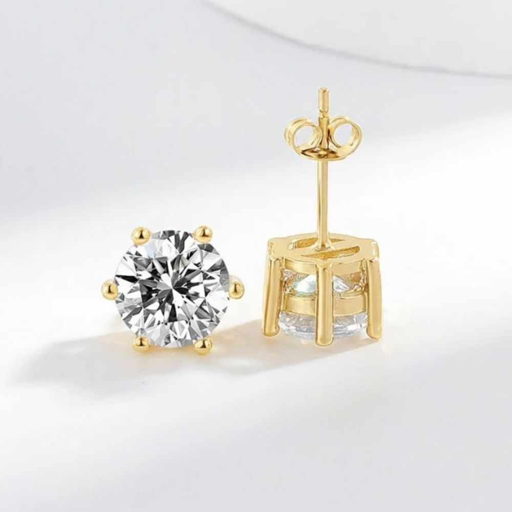 Tera — Diamond Stud Earrings