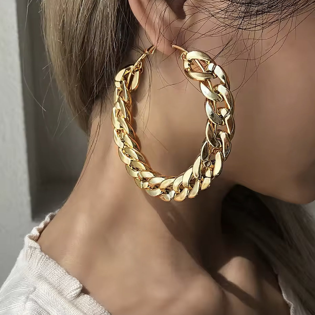 Chunky chain link hoop earrings