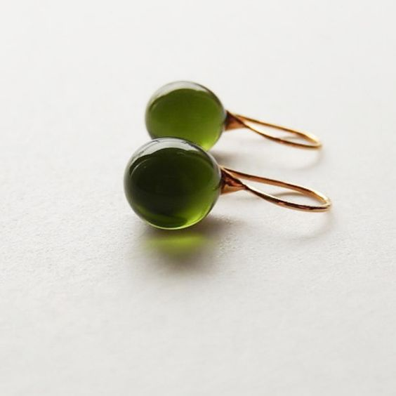 Fleur — Green Crystal Light-Catcher Earrings