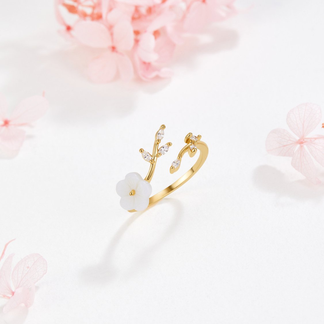 Gaelle — Gold Flower & Leaf Open Ring